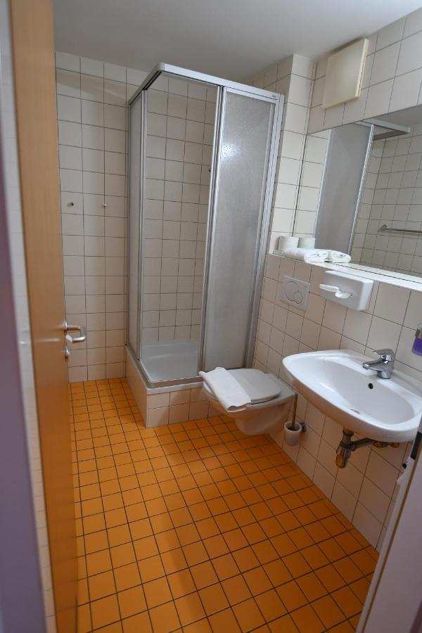 Motel55 - Nettes Hotel Mit Self Check-In In Villach, Warmbad Extérieur photo